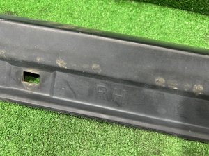 右サイドシル SUBARU FORESTER OEM 91112SC020 SH5 2007 GREY 61K