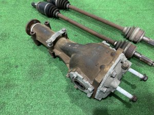 Редуктор с приводами 4.444 SUBARU FORESTER OEM 27011AB180 SH5 2007 EJ205 MT5