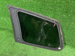 Стекло багажника правое SUBARU FORESTER OEM 65209SC020 SH5 2007