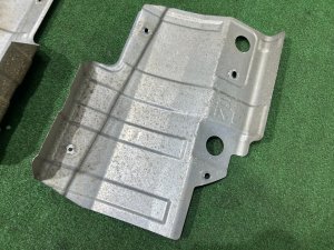 Тепловые экраны глушителя SUBARU FORESTER OEM 59024FG010 59024FG000 59024AG013 SH5 2007 EJ205 MT5