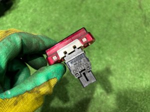 Кнопка аварийной остановки SUBARU FORESTER OEM 83037SC000 SH5 2007 EJ205 MT5