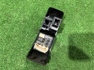 Блок управления зеркалами SUBARU FORESTER OEM 83061SA000 SH5 2007 EJ205 MT5