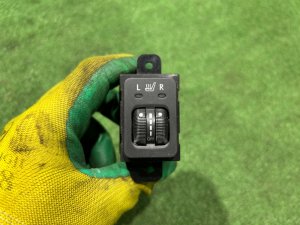 Кнопки подогрева сидений 83245AG080 SUBARU FORESTER