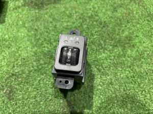 Кнопки подогрева сидений SUBARU FORESTER OEM 83245AG080 SH5 2007 EJ205 MT5