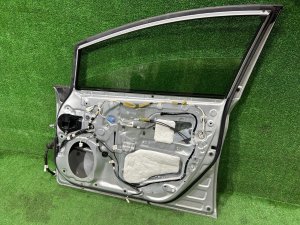 дверь передняя правая TOYOTA PRIUS OEM 67001-47070 ZVW30 2012 SILVER 1F7