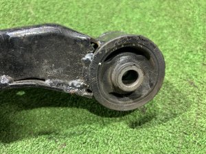 Подушка редуктора SUBARU LEGACY LANCASTER OEM 41310AE020 BHE BH9 BH5 BE5 BE9 BEE 2002 EZ30 AT