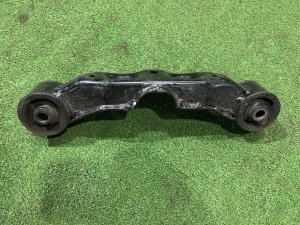 Балка редуктора 41310AE020 SUBARU LEGACY LANCASTER