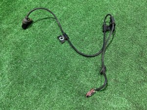 Датчик ABS передний левый 27540AE030 SUBARU LEGACY LANCASTER