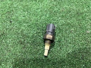 Датчик температуры ОЖ 22630AA100 SUBARU LEGACY LANCASTER