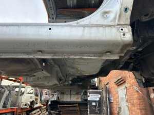 Задняя часть Rear Cut SUBARU LEGACY LANCASTER OEM 51410AE160 51410AE170 52122AE100 BHE 2002 SILVER/GREY 1U2