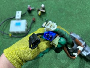 Замок зажигания Комплект замков SUBARU LEGACY LANCASTER OEM 57491AE740 88035AE100 BHE BH9 BH5 2002 SILVER/GREY 1U2