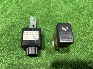 Кнопка обогрева лобового стекла c реле 83001AE020 86564AE000 SUBARU LEGACY LANCASTER