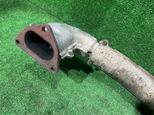 Выпускной коллектор БЕЗ КАТАЛИЗАТОРА !!! SUBARU LEGACY LANCASTER OEM 44101AE050 BHE BEE 2002 EZ30 AT