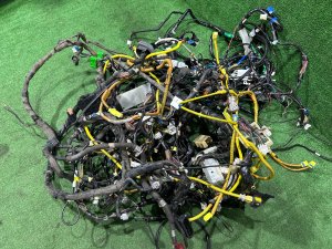 Коса SUBARU LEGACY LANCASTER OEM 81200AE770 81401AE905 81501AE700 BHE 2002 EZ30 AT