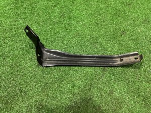 Крепление переднего бампера левое 57707AE240 SUBARU LEGACY LANCASTER