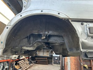 Крыло заднее левое SUBARU LEGACY LANCASTER OEM 51410AE170 BHE BH9 2002 SILVER/GREY 1U2