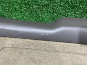 Обшивка пятой двери SUBARU LEGACY LANCASTER OEM 94352AE000GF 94320AE011AD 94310AE000GF 94310AE020GF BHE 2002 SILVER/GREY 1U2