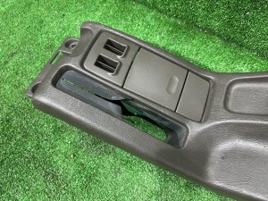 Подстаканник SUBARU LEGACY LANCASTER OEM 92132AE000DG 66150AE020DG BHE BH9 BH5 2002 SILVER/GREY 1U2