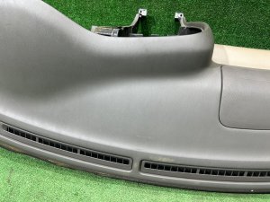 ダッシュボード SUBARU LEGACY LANCASTER OEM 66045AE000DG 66180AE000 BHE BH9 2002 SILVER/GREY 1U2