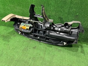 ダッシュボード SUBARU LEGACY LANCASTER OEM 66045AE000DG 66180AE000 BHE BH9 2002 SILVER/GREY 1U2