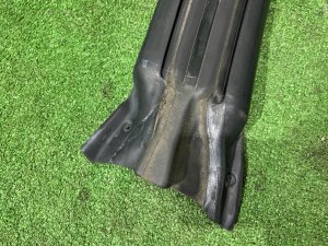 Уплотнитель дверей правый SUBARU LEGACY LANCASTER OEM 63521AE020 BHE BH9 BH5 BE5 BE9 BEE 2002 SILVER/GREY 1U2