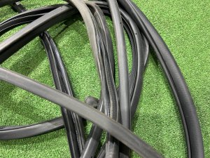 Уплотнители дверей SUBARU FORESTER OEM 63571SC000 63572SC000 63572SC010 SH5 2007 GREY 61K