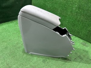 Бардачок подлокотник TOYOTA PRIUS OEM 58901-47190-G2 ZVW30 2012 SILVER 1F7