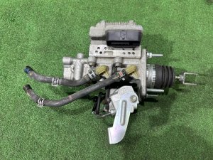 Блок abs TOYOTA PRIUS OEM 47210-47330 47205-33011 ZVW30 2012 2ZRFXE