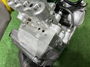 Блок abs TOYOTA PRIUS OEM 47210-47330 47205-33011 ZVW30 2012 2ZRFXE