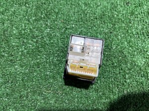Блок управления зеркалами TOYOTA PRIUS OEM 8430774020 ZVW30 2012 2ZRFXE