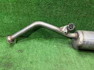 Бочка глушителя TOYOTA PRIUS OEM 1743037300 ZVW30 2012 2ZRFXE