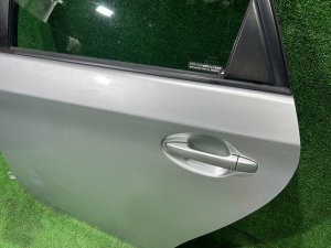 Дверь задняя левая TOYOTA PRIUS OEM 6700447080 ZVW30 2012 SILVER 1F7