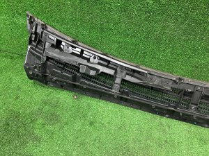 Жабо TOYOTA PRIUS OEM 5570847101 ZVW30 2012