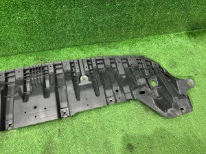 Защита бампера TOYOTA PRIUS OEM 52618-47050 ZVW30 2012 SILVER 1F7