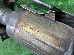 Catalisador TOYOTA PRIUS OEM 1741037310 ZVW30 2012 2ZRFXE