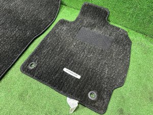 Коврики салона черные TOYOTA PRIUS OEM 123456789 ZVW30 2012 SILVER 1F7