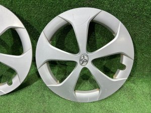 ฝาครอบล้อ на колесо TOYOTA PRIUS OEM 1234567 ZVW30 2012