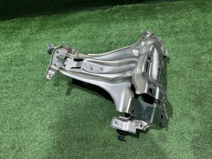 ブラケット Инвертора TOYOTA PRIUS OEM G911047011 ZVW30 2012 SILVER 1F7
