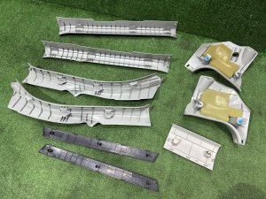 Накладки на пороги черные TOYOTA PRIUS OEM 67913-47040-G0 67914-47040-G0 67917-47040-G0 67918-47040-G0 ZVW30 2012 SILVER 1F7