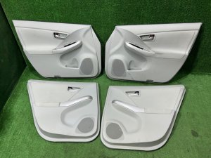 Обшивка дверей 67610-47500-G3 67620-47500-G3 67630-47220-G3 67640-47220-G3 TOYOTA PRIUS
