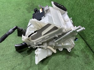 Печка 8701047200 TOYOTA PRIUS