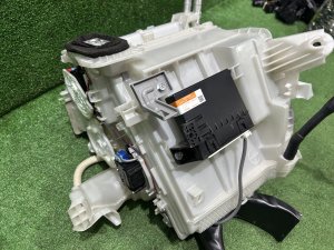 Печка TOYOTA PRIUS OEM 8701047200 ZVW30 2012 2ZRFXE