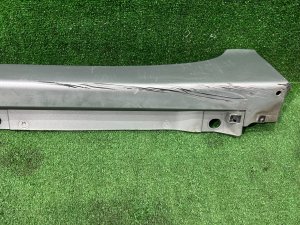 Faldón izquierdo TOYOTA PRIUS OEM 75860-47010-B0 ZVW30 2012 SILVER 1F7
