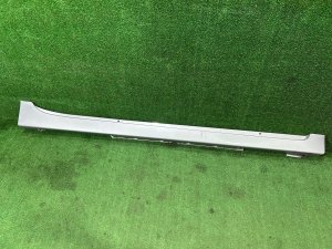 Порог правый 75850-47010-B0 TOYOTA PRIUS