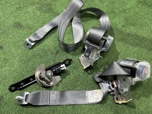 Ремни безопасности задние TOYOTA PRIUS OEM 73360-47112-B0 73360-47112-B0 ZVW30 2012 SILVER 1F7
