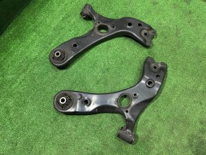 Рычаги передние 48068-47050 48069-47050 TOYOTA PRIUS