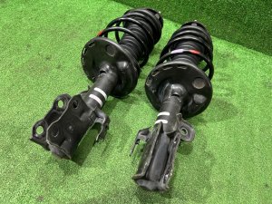 โช้คอัพ передние TOYOTA PRIUS OEM 48510-80573 48520-80293 ZVW30 2012 2ZRFXE