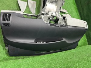 Торпедо рестайлниг TOYOTA PRIUS OEM 55300-47190-C0 ZVW30 2012 SILVER 1F7