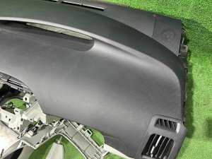 Торпедо рестайлниг TOYOTA PRIUS OEM 55300-47190-C0 ZVW30 2012 SILVER 1F7