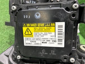 Фары ксенон TOYOTA PRIUS OEM 8114547381 8118547381 ZVW30 2012